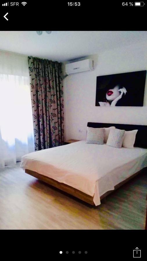 Centre Home Mazepa Galac Kültér fotó