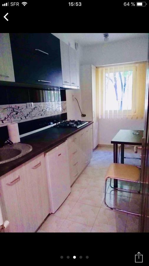 Centre Home Mazepa Galac Kültér fotó